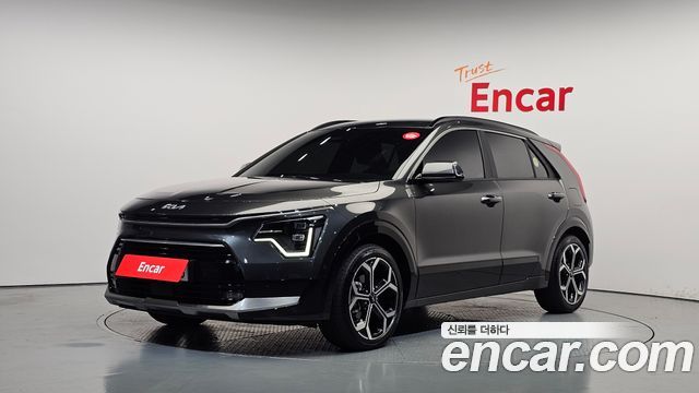 Kia Niro Signature 2024 — фото 1