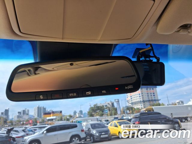 Hyundai Grandeur (IG) 2.4 Premium Special 2019 — фото 20