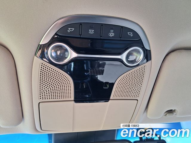 Hyundai Grandeur (IG) 2.4 Premium Special 2019 — фото 21