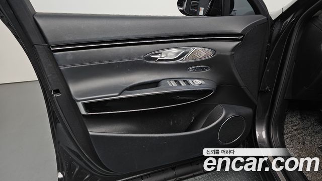 Genesis GV70 2.5T Gasoline AWD 2023 — фото 24