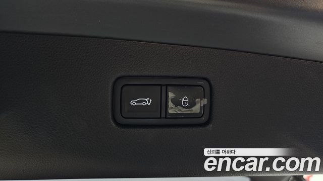 Genesis GV70 2.5T Gasoline AWD 2023 — фото 37