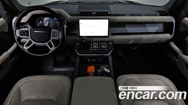 Land Rover Defender (L663) 110 D250 SE 2023 — фото 7