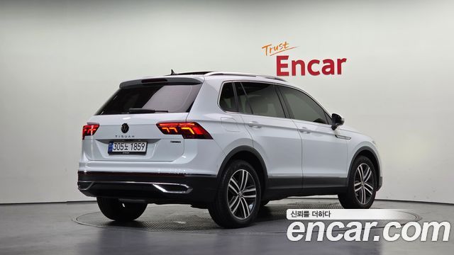 Volkswagen Tiguan (II) 2.0 TDI 4Motion Prestige 2023 — фото 2