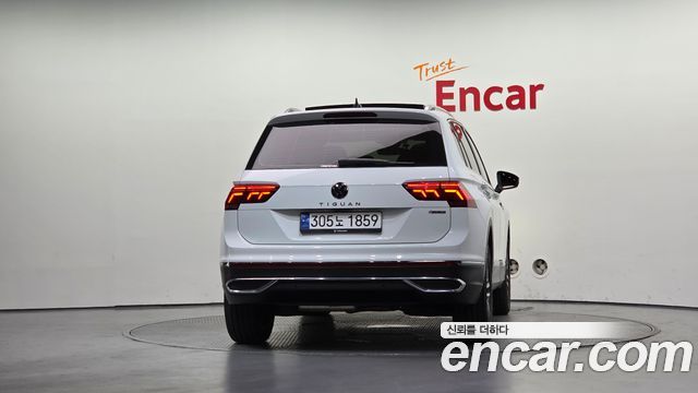 Volkswagen Tiguan (II) 2.0 TDI 4Motion Prestige 2023 — фото 4