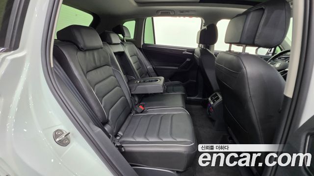 Volkswagen Tiguan (II) 2.0 TDI 4Motion Prestige 2023 — фото 22