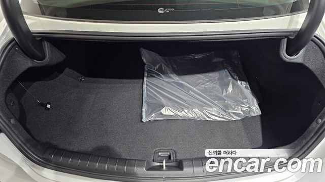 Hyundai Grandeur (IG) 2.5 Premium Choice 2020 — фото 16