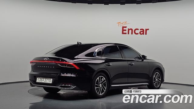 Hyundai Grandeur (IG) 3.0 LPi Rent Car Modern 2022 — фото 2