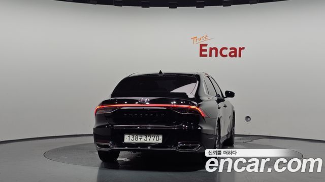 Hyundai Grandeur (IG) 3.0 LPi Rent Car Modern 2022 — фото 4