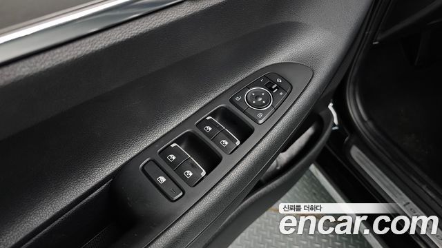 Hyundai Grandeur (IG) 3.0 LPi Rent Car Modern 2022 — фото 28