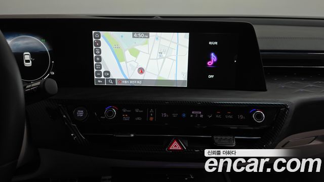 Kia K8 Hybrid Signature 2023 — фото 13