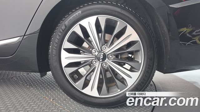 Kia K8 Hybrid Signature 2023 — фото 21