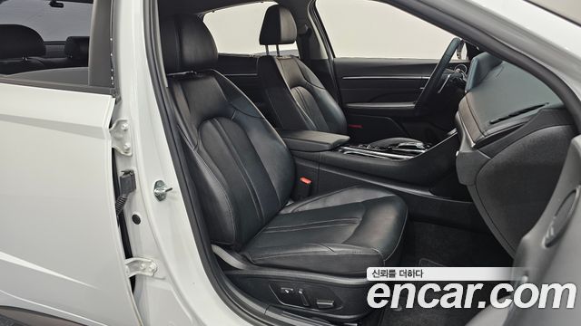 Hyundai Sonata (DN8) 2.0 Inspiration 2022 — фото 32