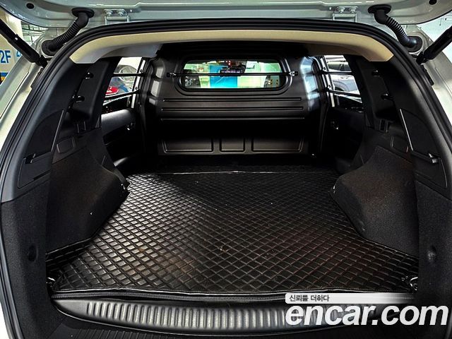 Renault Korea QM6 Quest 2.0 LPe RE 2WD 2024 — фото 2