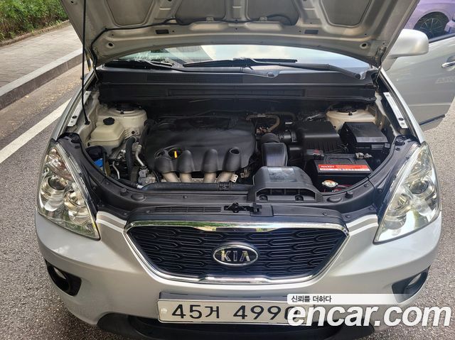 Kia Carens LPI 2.0 GX High-Deluxe 2013 — фото 6