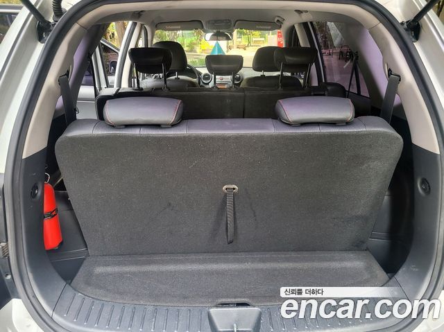 Kia Carens LPI 2.0 GX High-Deluxe 2013 — фото 16