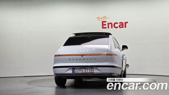 Hyundai Grandeur Hybrid (GN7) Exclusive 2025 — фото 4