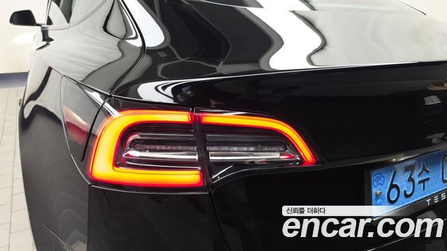 Tesla Model 3 Long Range AWD 2022 — фото 23