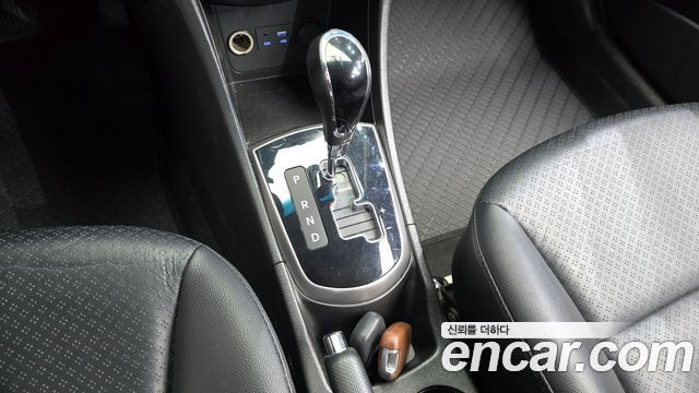 Hyundai Accent (New) Diesel WIT 1.6 VGT Premium 2015 — фото 9