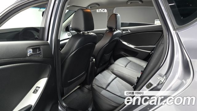 Hyundai Accent (New) Diesel WIT 1.6 VGT Premium 2015 — фото 11