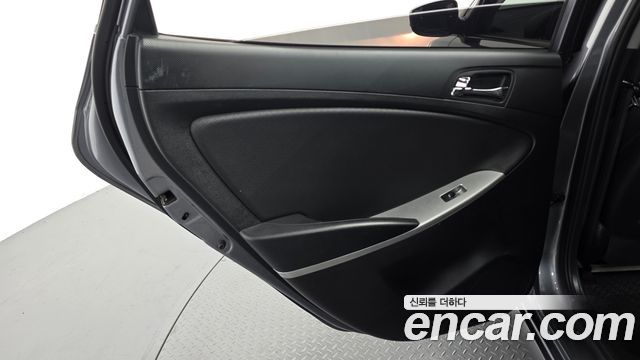 Hyundai Accent (New) Diesel WIT 1.6 VGT Premium 2015 — фото 25