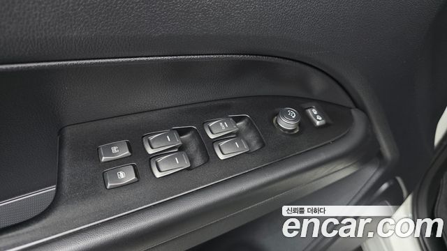 KG Mobility (SsangYong) Rexton Sports Diesel 2.2 4WD Prestige 2023 — фото 11