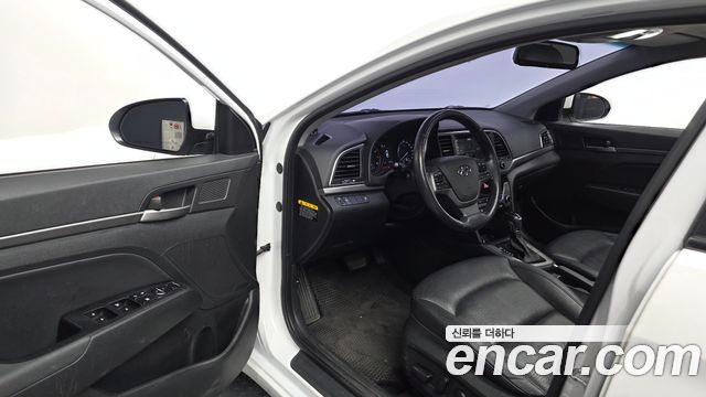 Hyundai Avante (AD) 1.6 GDI Modern special 2017 — фото 10