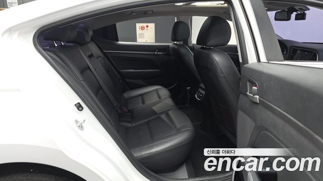 Hyundai Avante (AD) 1.6 GDI Modern special 2017 — фото 12