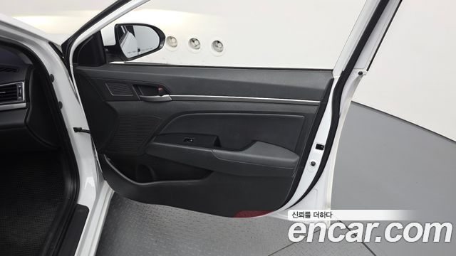 Hyundai Avante (AD) 1.6 GDI Modern special 2017 — фото 24