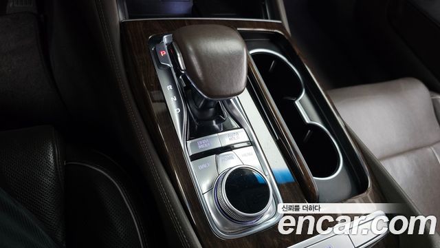Kia K9 3.8 GDI AWD PlatinumⅡ 2020 — фото 9