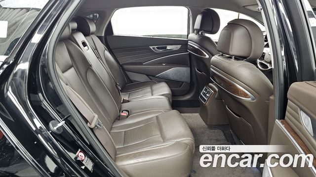 Kia K9 3.8 GDI AWD PlatinumⅡ 2020 — фото 12