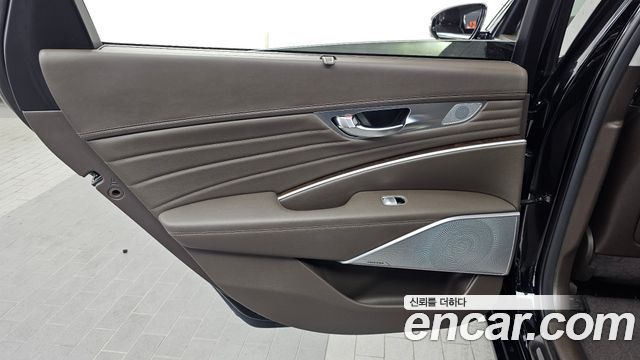 Kia K9 3.8 GDI AWD PlatinumⅡ 2020 — фото 25