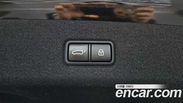 Kia K9 3.8 GDI AWD PlatinumⅡ 2020 — фото 32