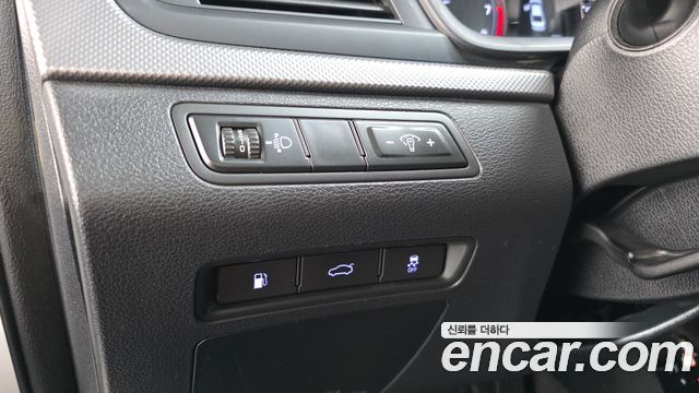 Hyundai Sonata New Rise LPI Style 2018 — фото 12