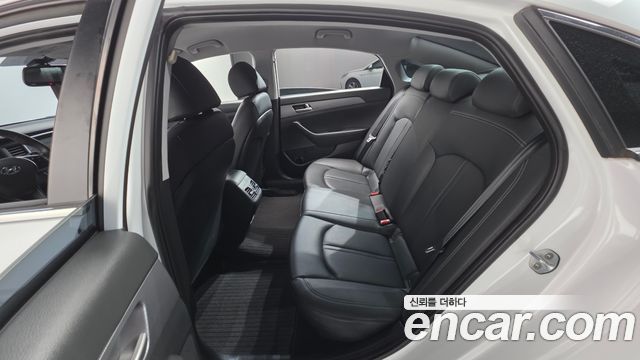 Hyundai Sonata New Rise LPI Style 2018 — фото 17