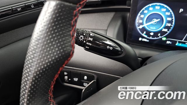 Hyundai Tucson Hybrid (NX4) N Line 2WD Inspiration 2022 — фото 40