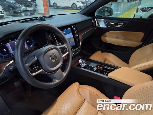 Volvo S60 (III) B5 Ultimate Bright 2024 — фото 5