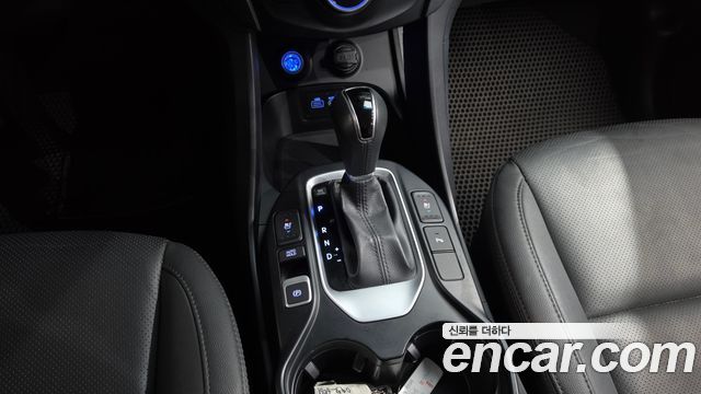 Hyundai Santa Fe The Prime Diesel 2.0 2WD Value Plus 2018 — фото 9