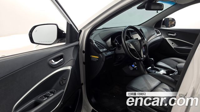Hyundai Santa Fe The Prime Diesel 2.0 2WD Value Plus 2018 — фото 10