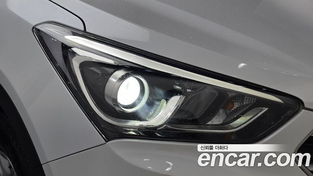 Hyundai Santa Fe The Prime Diesel 2.0 2WD Value Plus 2018 — фото 22