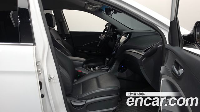 Hyundai Santa Fe The Prime Diesel 2.0 2WD Value Plus 2018 — фото 26