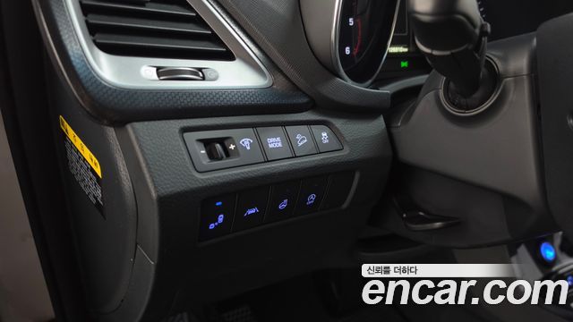 Hyundai Santa Fe The Prime Diesel 2.0 2WD Value Plus 2018 — фото 27