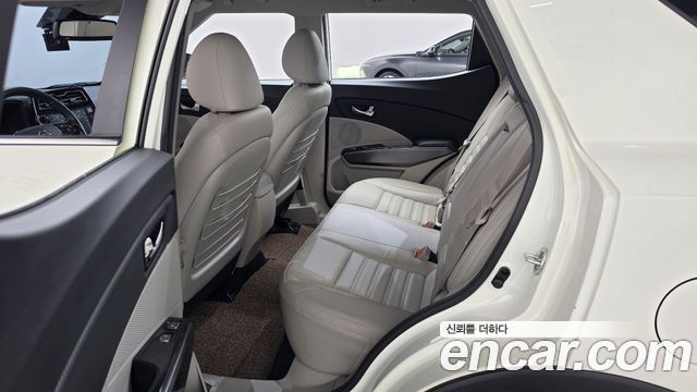 KG Mobility (SsangYong) Tivoli Air 1.5 A3 2WD 2022 — фото 11