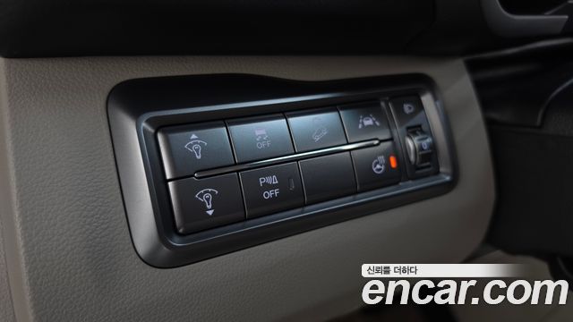 KG Mobility (SsangYong) Tivoli Air 1.5 A3 2WD 2022 — фото 19