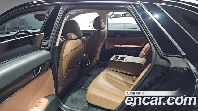 Hyundai Grandeur (GN7) 2,5 Gasoline 2WD Exclusive 2023 — фото 15