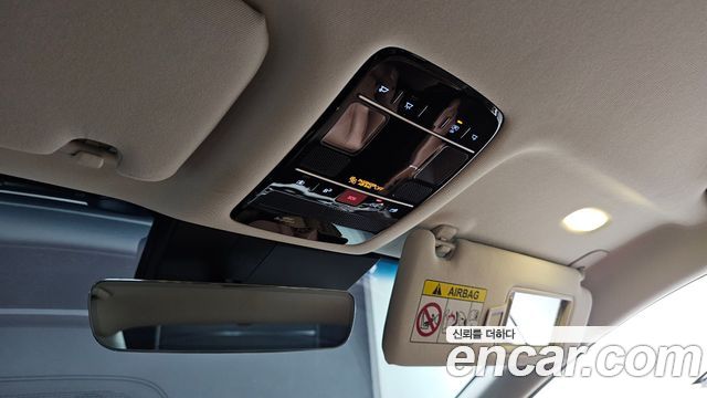 Hyundai Grandeur (GN7) 2,5 Gasoline 2WD Exclusive 2023 — фото 33