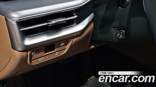 Hyundai Grandeur (GN7) 2,5 Gasoline 2WD Exclusive 2023 — фото 34