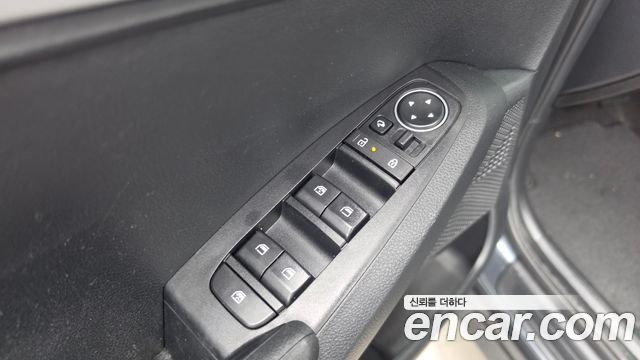 Kia Seltos Gasoline 1.6 Turbo 2WD Prestige 2023 — фото 29