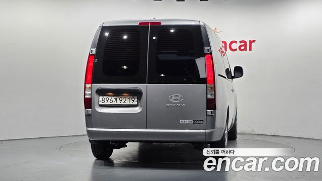Hyundai Staria L3.5 Cargo 3-Seater Modern 2025 — фото 4