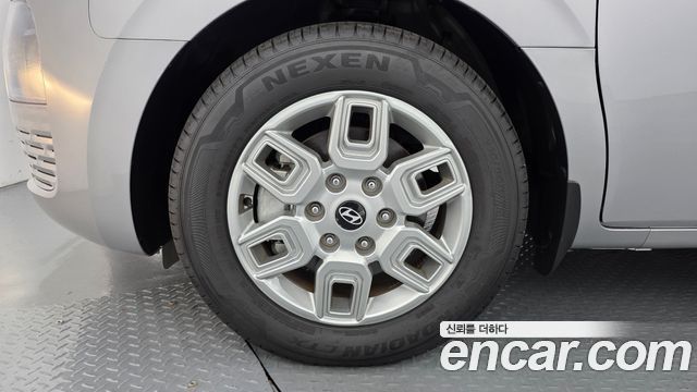 Hyundai Staria L3.5 Cargo 3-Seater Modern 2025 — фото 5