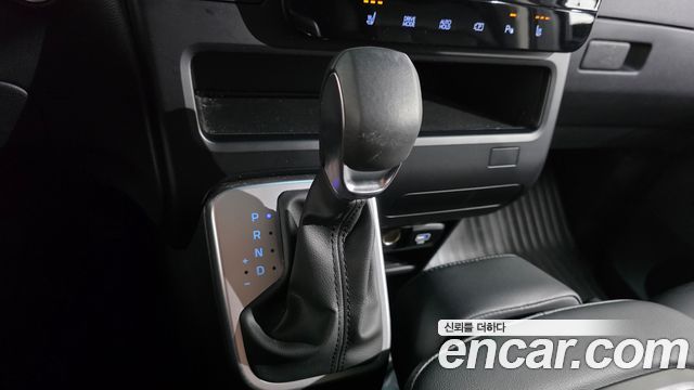 Hyundai Staria L3.5 Cargo 3-Seater Modern 2025 — фото 9